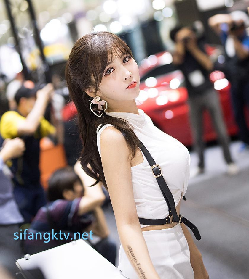 【2024-02-04】Fan meeting sex in room cafe